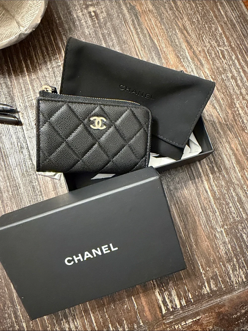CHANEL card case